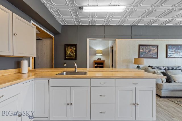 2325 MT Hwy 287, Alder, MT 59710