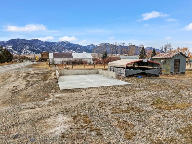 2325 MT Hwy 287, Alder, MT 59710