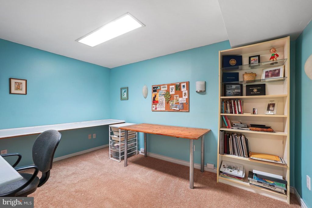 Image 25 of property listing at 9434 FERN HOLLOW WAY, Montgomery Village, MD 20886