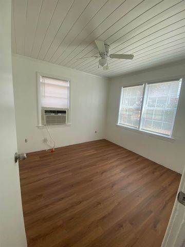 2811 Sand Dunes Dr Apt 1, Myrtle Beach, SC 29577