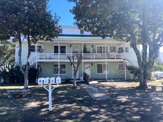 2811 Sand Dunes Dr Apt 1, Myrtle Beach, SC 29577
