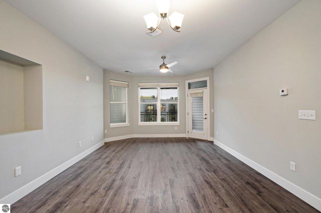 309 W Front Street, Traverse City, MI 49684