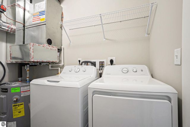 309 W Front Street, Traverse City, MI 49684