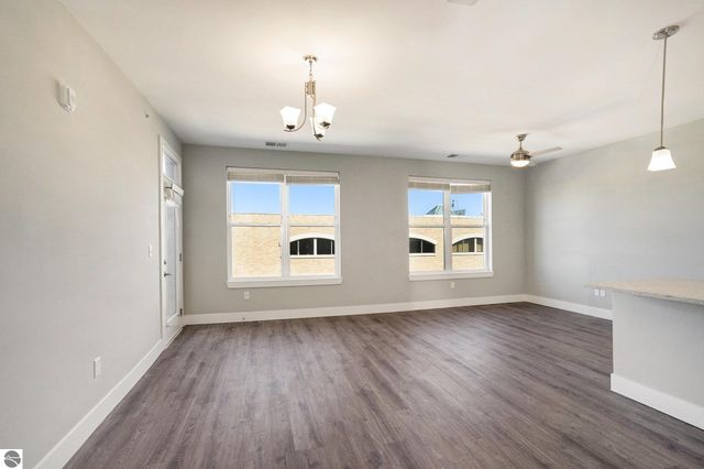 309 W Front Street, Traverse City, MI 49684