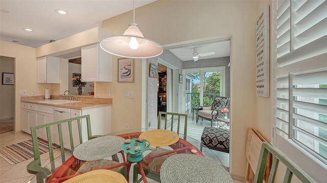 5682 SHEFFIELD GREENE CIRCLE 78, Sarasota, FL 34235