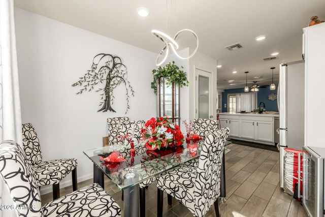 2340 E DUST DEVIL Drive, San Tan Valley, AZ 85143