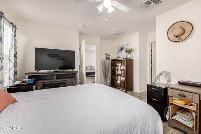 2340 E DUST DEVIL Drive, San Tan Valley, AZ 85143