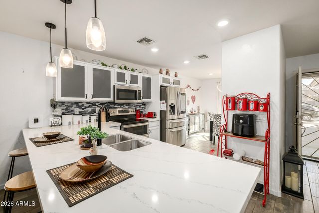 2340 E DUST DEVIL Drive, San Tan Valley, AZ 85143