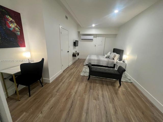 8325 SW 158th Avenue A, Miami, FL 33193