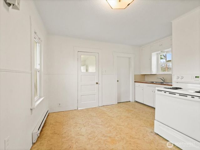 1929 11th Street, Bremerton, WA 98337