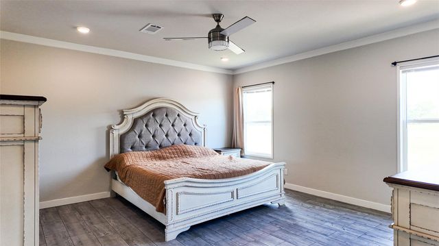 189 Luna CT, Dale, TX 78616