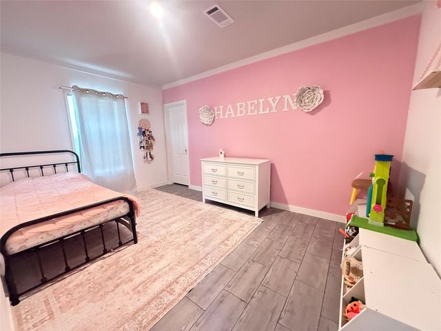 189 Luna CT, Dale, TX 78616