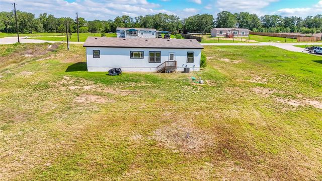 189 Luna CT, Dale, TX 78616
