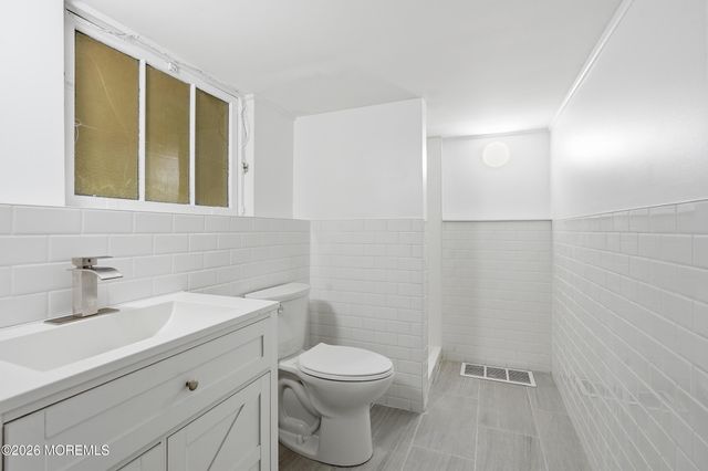 211 Cedar Avenue, Allenhurst, NJ 07711