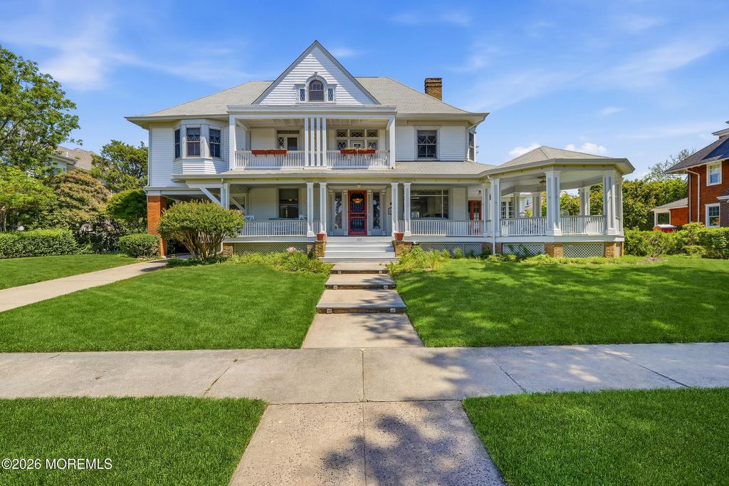 211 Cedar Avenue, Allenhurst, NJ 07711