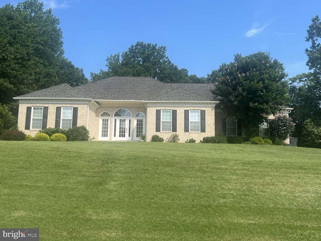 3005 BLACKBERRY LN, Prince Frederick, MD 20678
