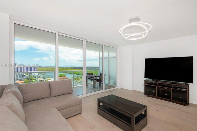 400 Sunny Isles Boulevard 1819 ONE LEVEL, Sunny Isles Beach, FL 33160