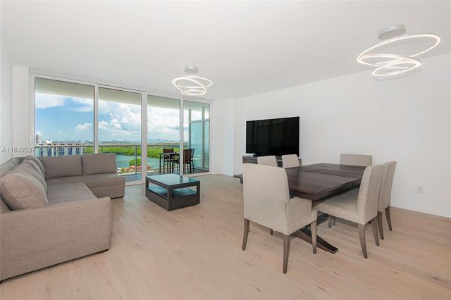 400 Sunny Isles Boulevard 1819 ONE LEVEL, Sunny Isles Beach, FL 33160