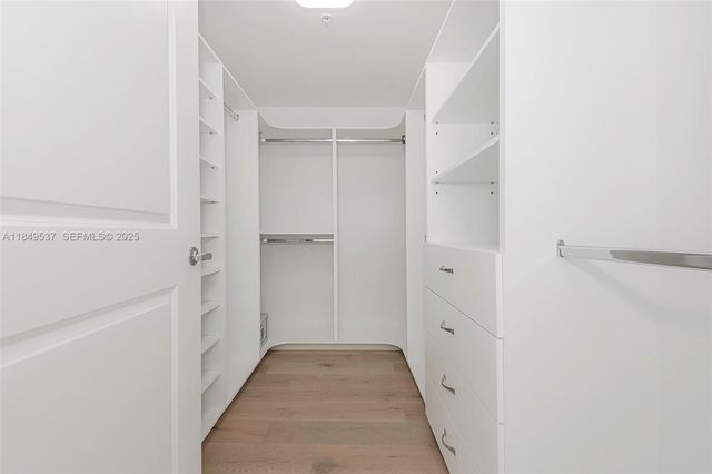 400 Sunny Isles Boulevard 1819 ONE LEVEL, Sunny Isles Beach, FL 33160