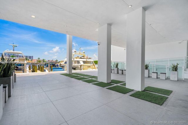 400 Sunny Isles Boulevard 1819 ONE LEVEL, Sunny Isles Beach, FL 33160