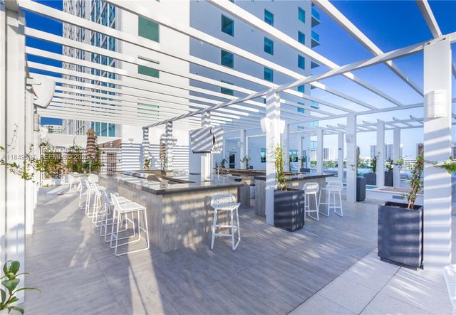 400 Sunny Isles Boulevard 1819 ONE LEVEL, Sunny Isles Beach, FL 33160