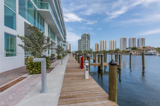 400 Sunny Isles Boulevard 1819 ONE LEVEL, Sunny Isles Beach, FL 33160