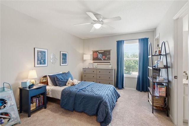 988 SW Perth Shire Drive, Lee's Summit, MO 64081