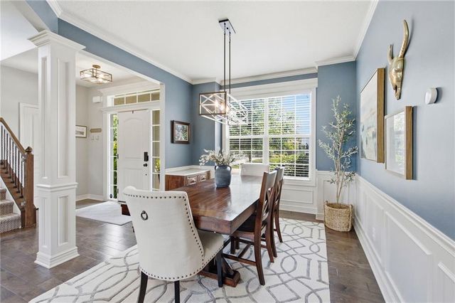 988 SW Perth Shire Drive, Lee's Summit, MO 64081