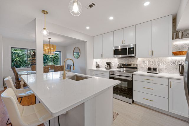 59 Carnoustie Rd Apt 291, Hilton Head Island, SC 29928