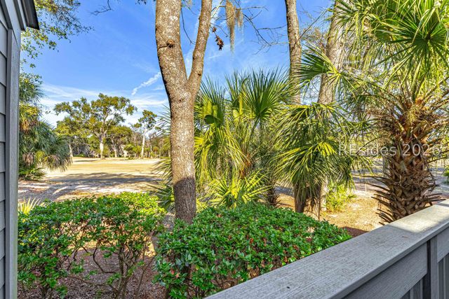 59 Carnoustie Rd Apt 291, Hilton Head Island, SC 29928
