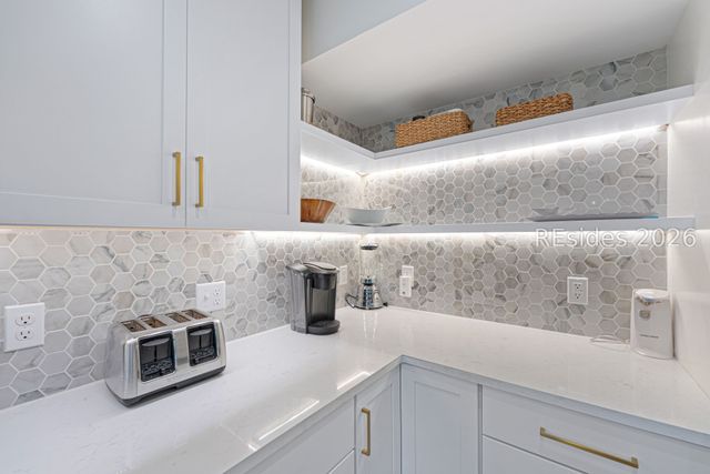 59 Carnoustie Rd Apt 291, Hilton Head Island, SC 29928