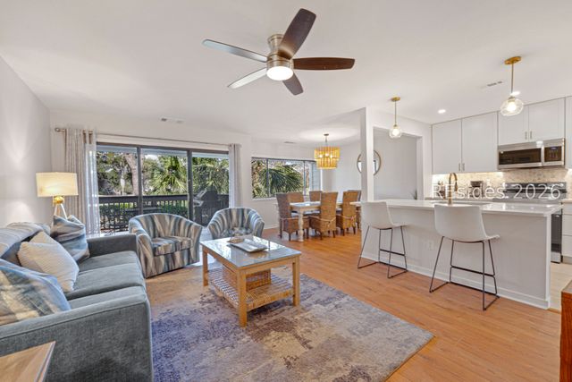 59 Carnoustie Rd Apt 291, Hilton Head Island, SC 29928