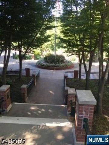240 Main 303, Little Falls, NJ 07424