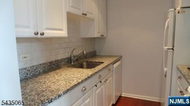 240 Main 303, Little Falls, NJ 07424