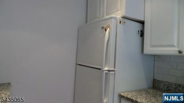 240 Main 303, Little Falls, NJ 07424
