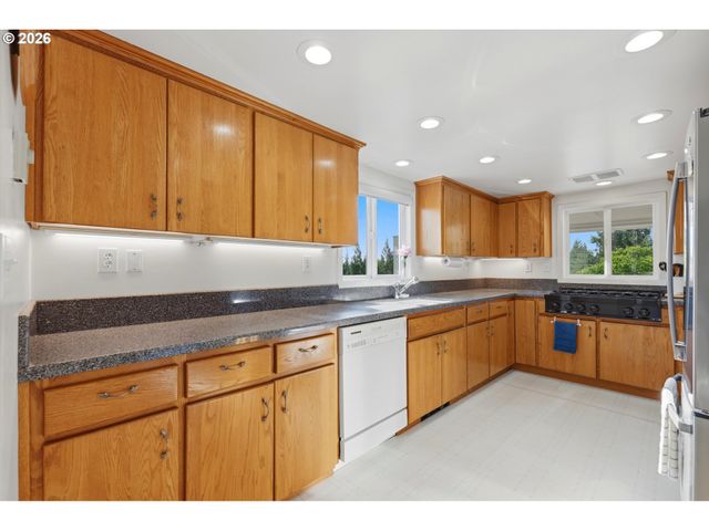 2840 Nw PHILLIPS Rd, Gaston, OR 97119