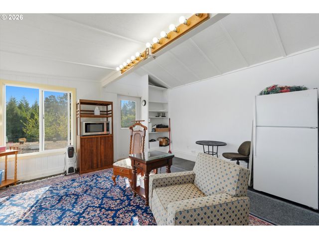 2840 Nw PHILLIPS Rd, Gaston, OR 97119