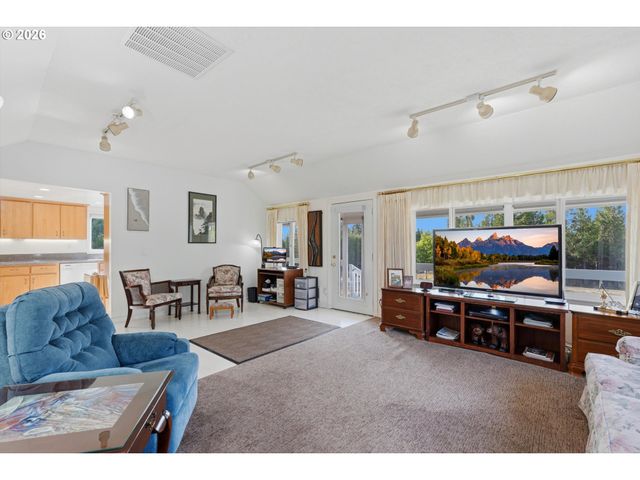 2840 Nw PHILLIPS Rd, Gaston, OR 97119