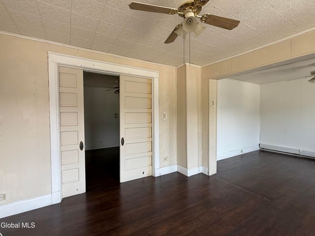 318 E Main Street, Amsterdam, NY 12010