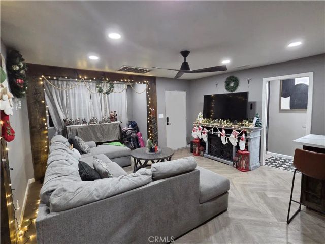 651 RECORD, East Los Angeles, CA 90023