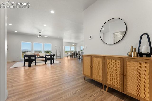 47 Top Rail Trail, Penrose, CO 81240