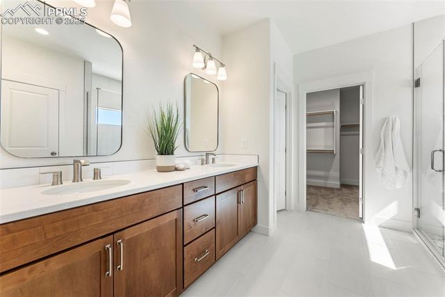 47 Top Rail Trail, Penrose, CO 81240