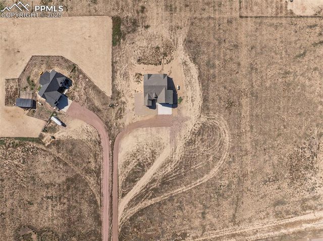 47 Top Rail Trail, Penrose, CO 81240