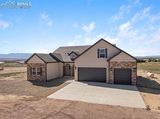 47 Top Rail Trail, Penrose, CO 81240