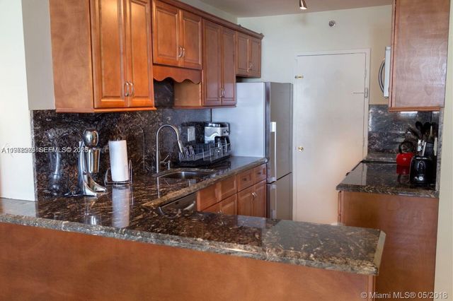 100 Lincoln Rd 521, Miami Beach, FL 33139