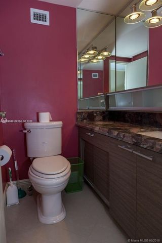 100 Lincoln Rd 521, Miami Beach, FL 33139