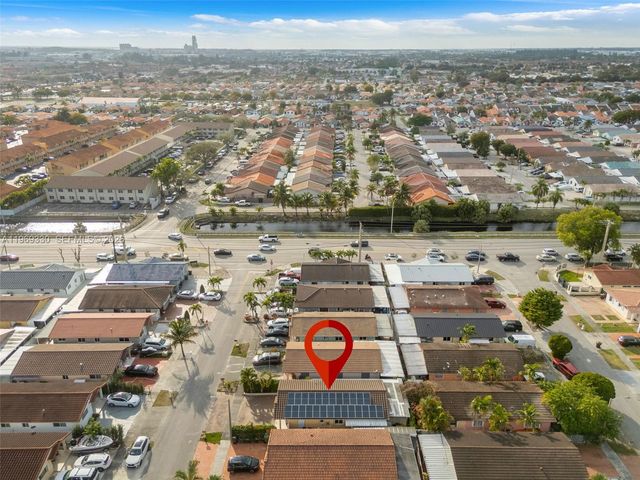 2775 W 71st Pl, Hialeah, FL 33016