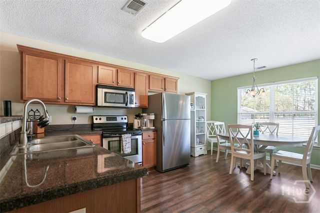 162 Burton Road, Savannah, GA 31405