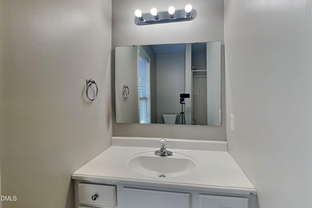 153 Cambridge Elm Drive, Clayton, NC 27520