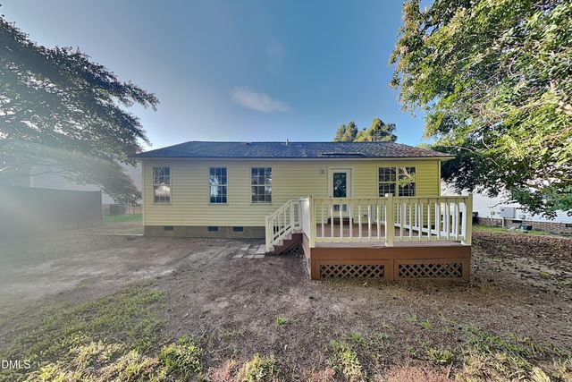 153 Cambridge Elm Drive, Clayton, NC 27520
